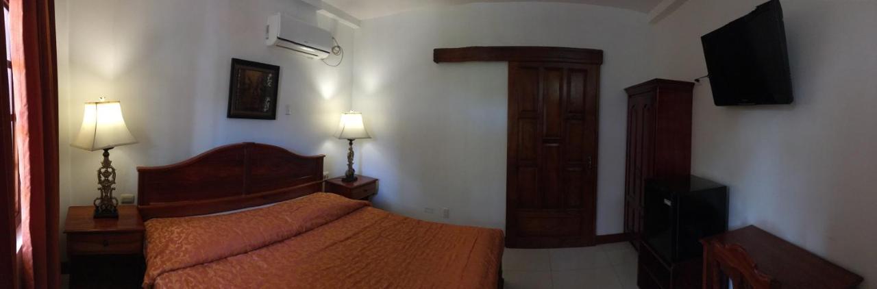 Hotel Los Higuerones Paso Canoas Exterior foto